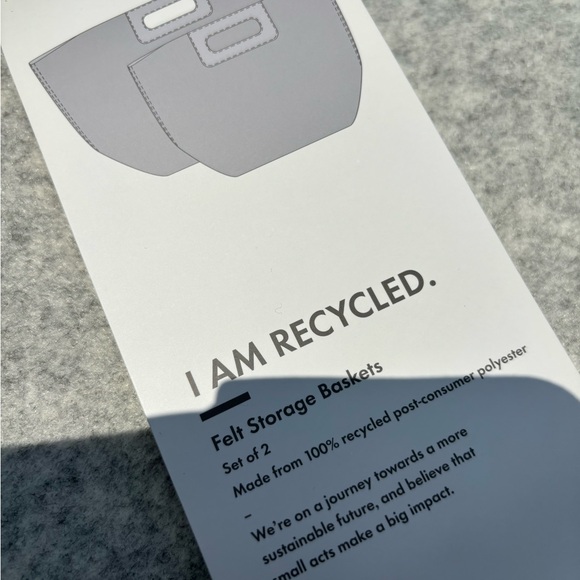 Large and small storage bags/baskets. Sold in set of 2. Brand new never used. - Picture 6 of 6